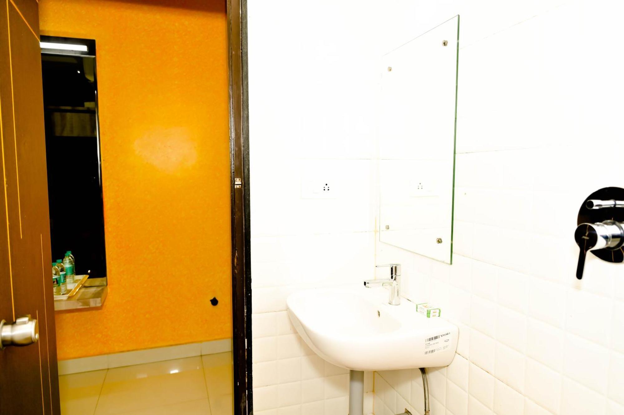 ホテル Townhouse Mk Chikmagalūr エクステリア 写真